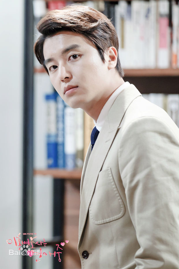 延宇振(Woo Jin Yeon 、ヨン·ウジン)离婚律师恋爱中素颜照相册