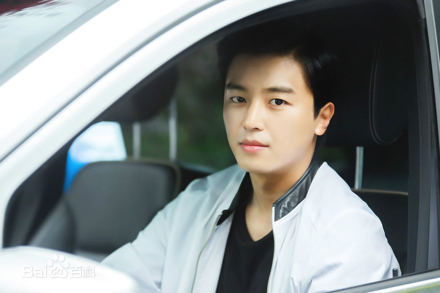 延宇振(Woo Jin Yeon 、ヨン·ウジン)不要恋爱要结婚性感图片壁纸