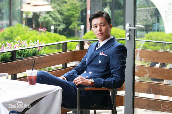 延宇振(Woo Jin Yeon 、ヨン·ウジン)不要恋爱要结婚性感图片壁纸