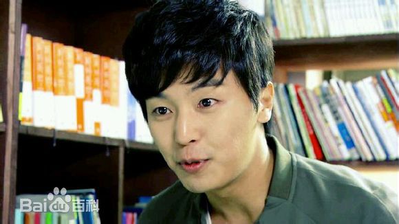 延宇振(Woo Jin Yeon 、ヨン·ウジン)当男人恋爱时生活照