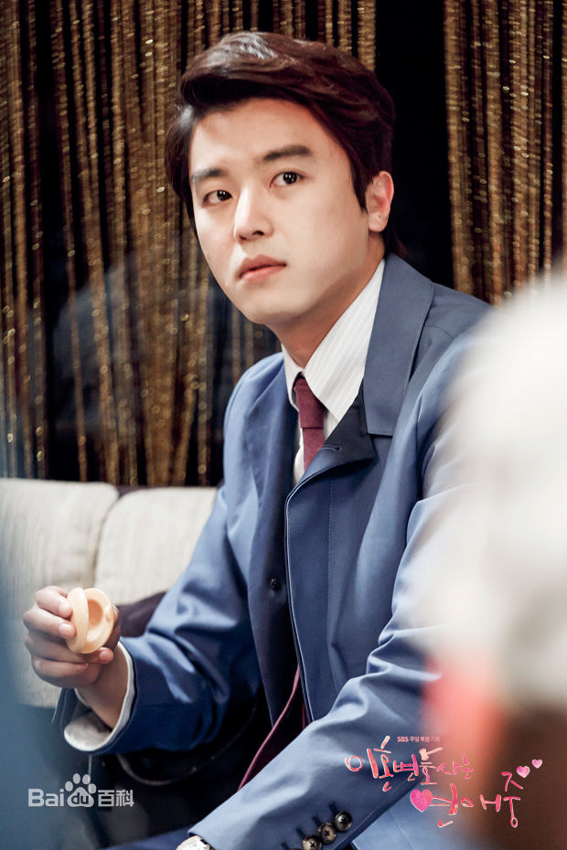 延宇振(Woo Jin Yeon 、ヨン·ウジン)当男人恋爱时生活照