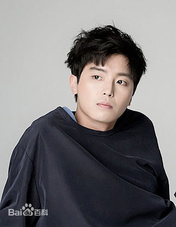 高清延宇振(Woo Jin Yeon 、ヨン·ウジン)性感图片