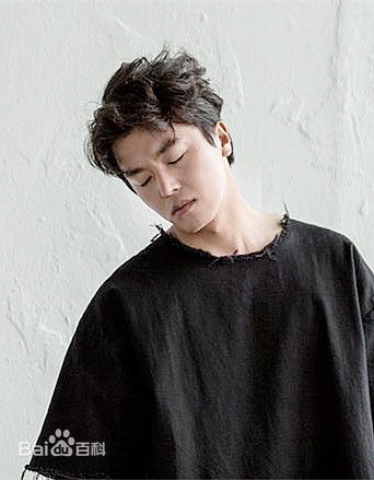 高清延宇振(Woo Jin Yeon 、ヨン·ウジン)性感图片