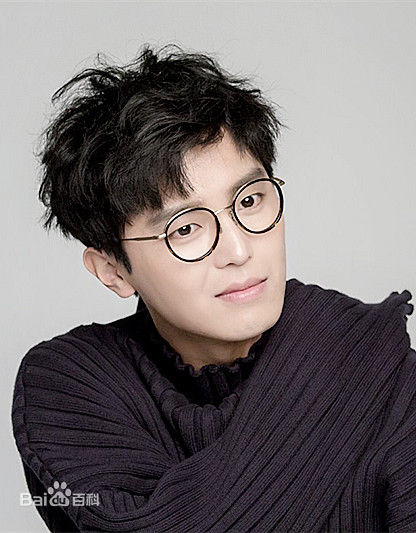 高清延宇振(Woo Jin Yeon 、ヨン·ウジン)性感图片