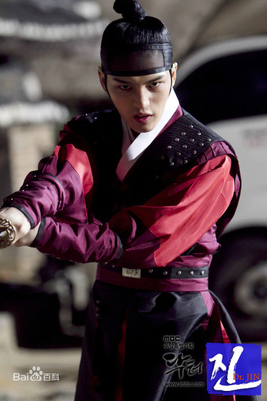 金在中(キム ジェジュン、Kim Jae Joong、Kim Jae Jung、JeJung、J-JUN)仁医前后照片