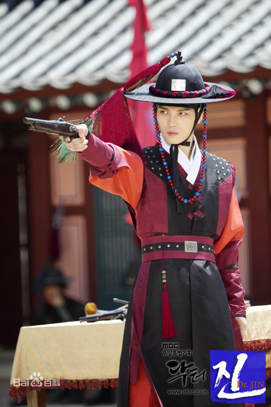 金在中(キム ジェジュン、Kim Jae Joong、Kim Jae Jung、JeJung、J-JUN)仁医前后照片