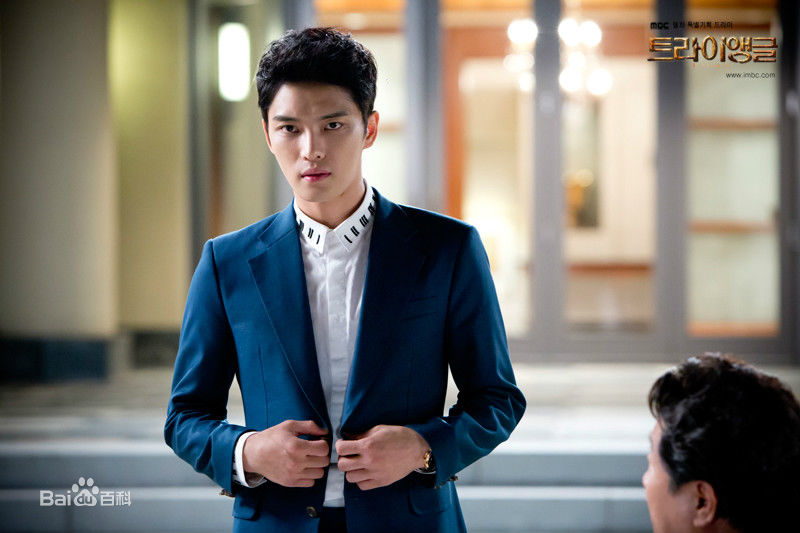 金在中(キム ジェジュン、Kim Jae Joong、Kim Jae Jung、JeJung、J-JUN)Triangle性感图片图集