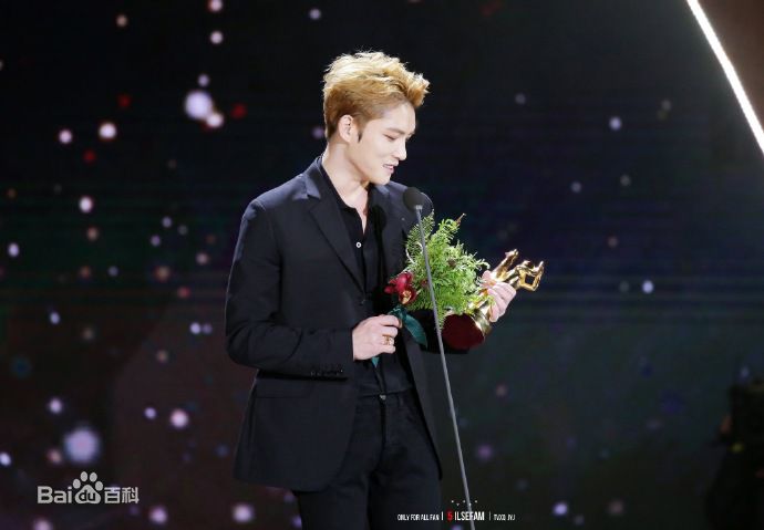 金在中(キム ジェジュン、Kim Jae Joong、Kim Jae Jung、JeJung、J-JUN)韩国金唱片大赏图册