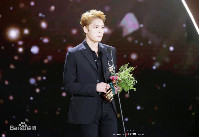 金在中(キム ジェジュン、Kim Jae Joong、Kim Jae Jung、JeJung、J-JUN)韩国金唱片大赏图册