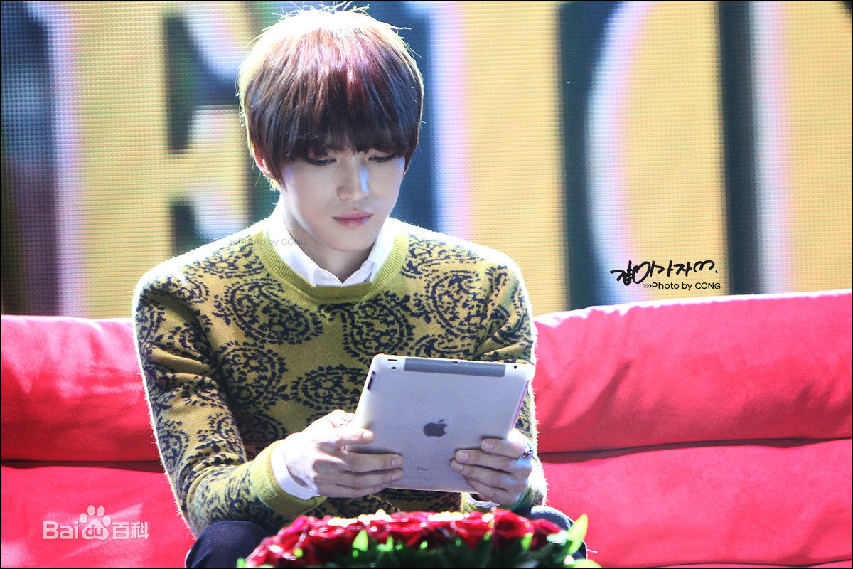 金在中(キム ジェジュン、Kim Jae Joong、Kim Jae Jung、JeJung、J-JUN)2012年演唱会生活照相册