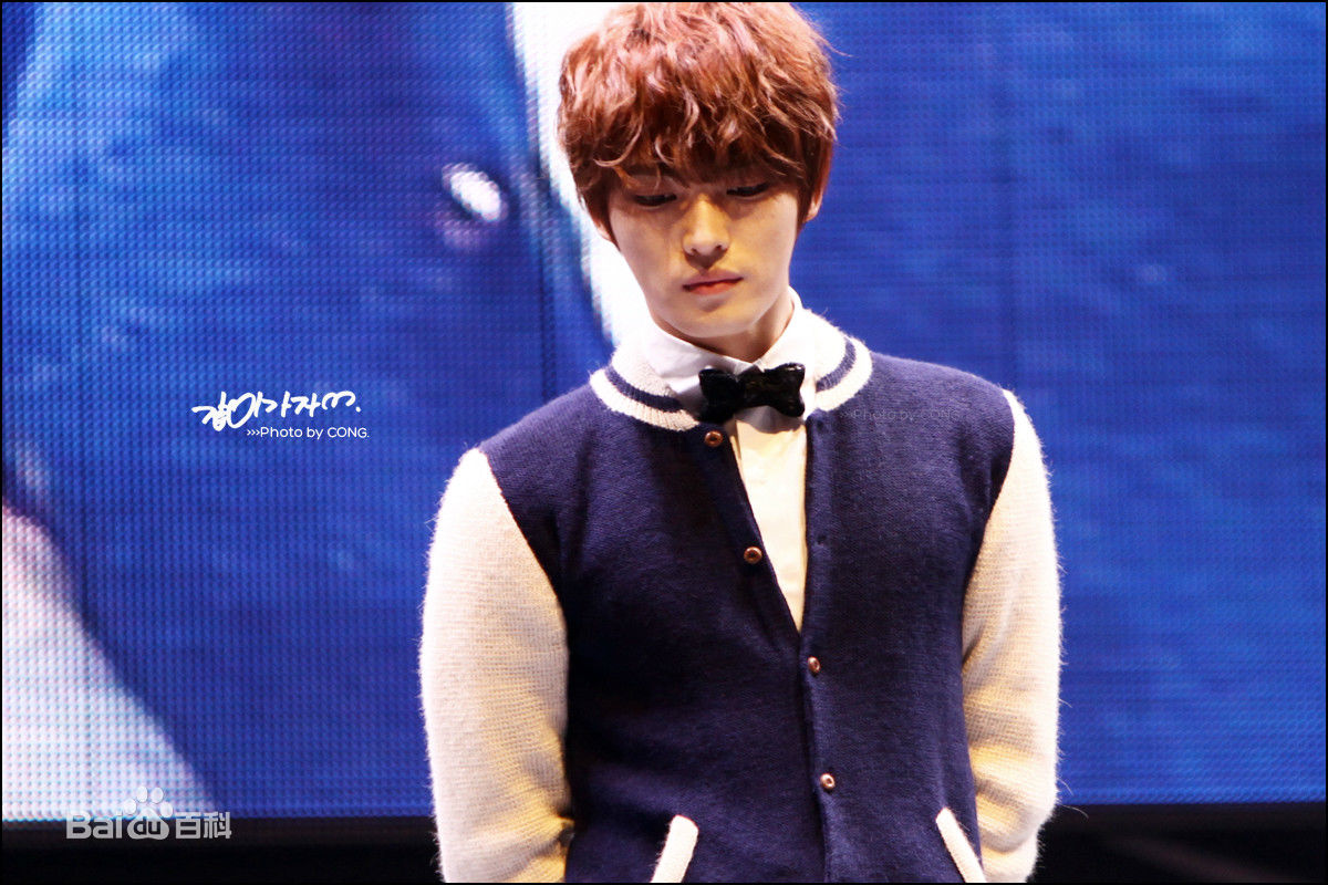 金在中(キム ジェジュン、Kim Jae Joong、Kim Jae Jung、JeJung、J-JUN)2012年演唱会生活照相册