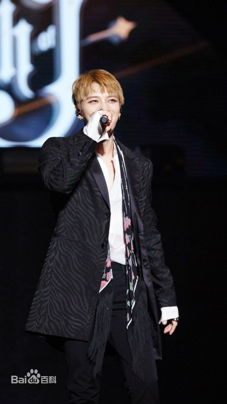 金在中(キム ジェジュン、Kim Jae Joong、Kim Jae Jung、JeJung、J-JUN)2017年演唱会素颜照壁纸