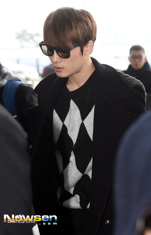 金在中(キム ジェジュン、Kim Jae Joong、Kim Jae Jung、JeJung、J-JUN)机场生活照相册