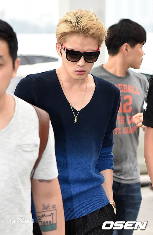 金在中(キム ジェジュン、Kim Jae Joong、Kim Jae Jung、JeJung、J-JUN)机场生活照相册