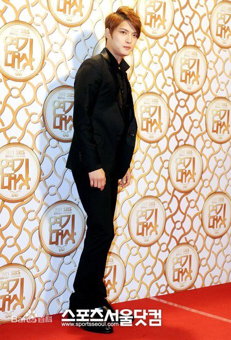 金在中(キム ジェジュン、Kim Jae Joong、Kim Jae Jung、JeJung、J-JUN)111231S演技大赏性感图片图集