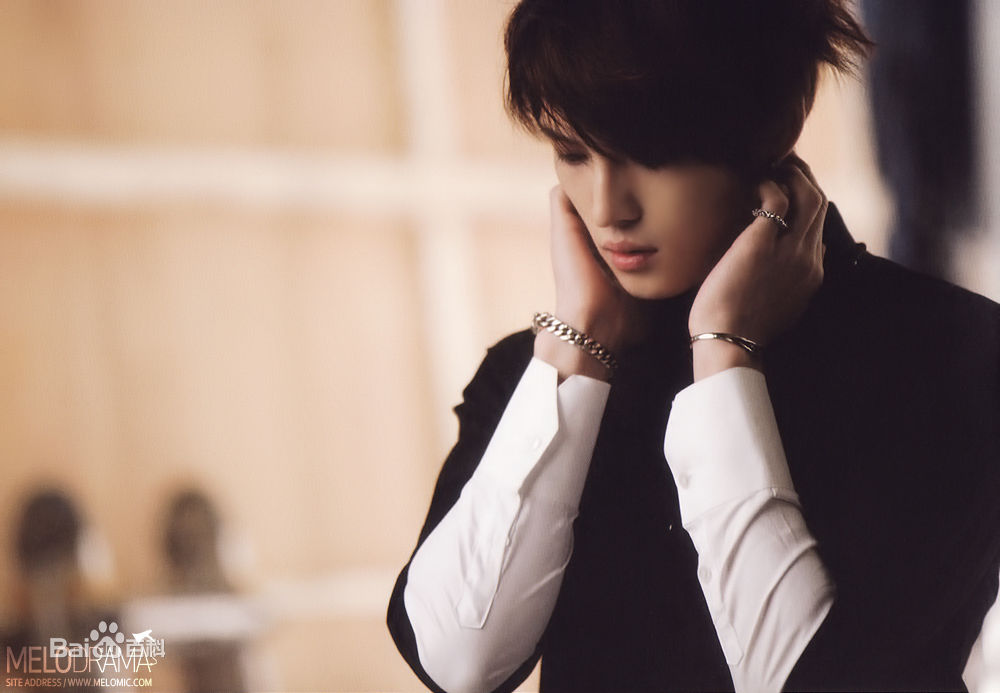 精选金在中(キム ジェジュン、Kim Jae Joong、Kim Jae Jung、JeJung、J-JUN)在《Y》中的图册