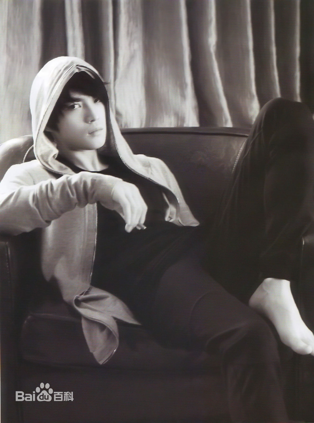 精选金在中(キム ジェジュン、Kim Jae Joong、Kim Jae Jung、JeJung、J-JUN)在《ELLE》中的图册