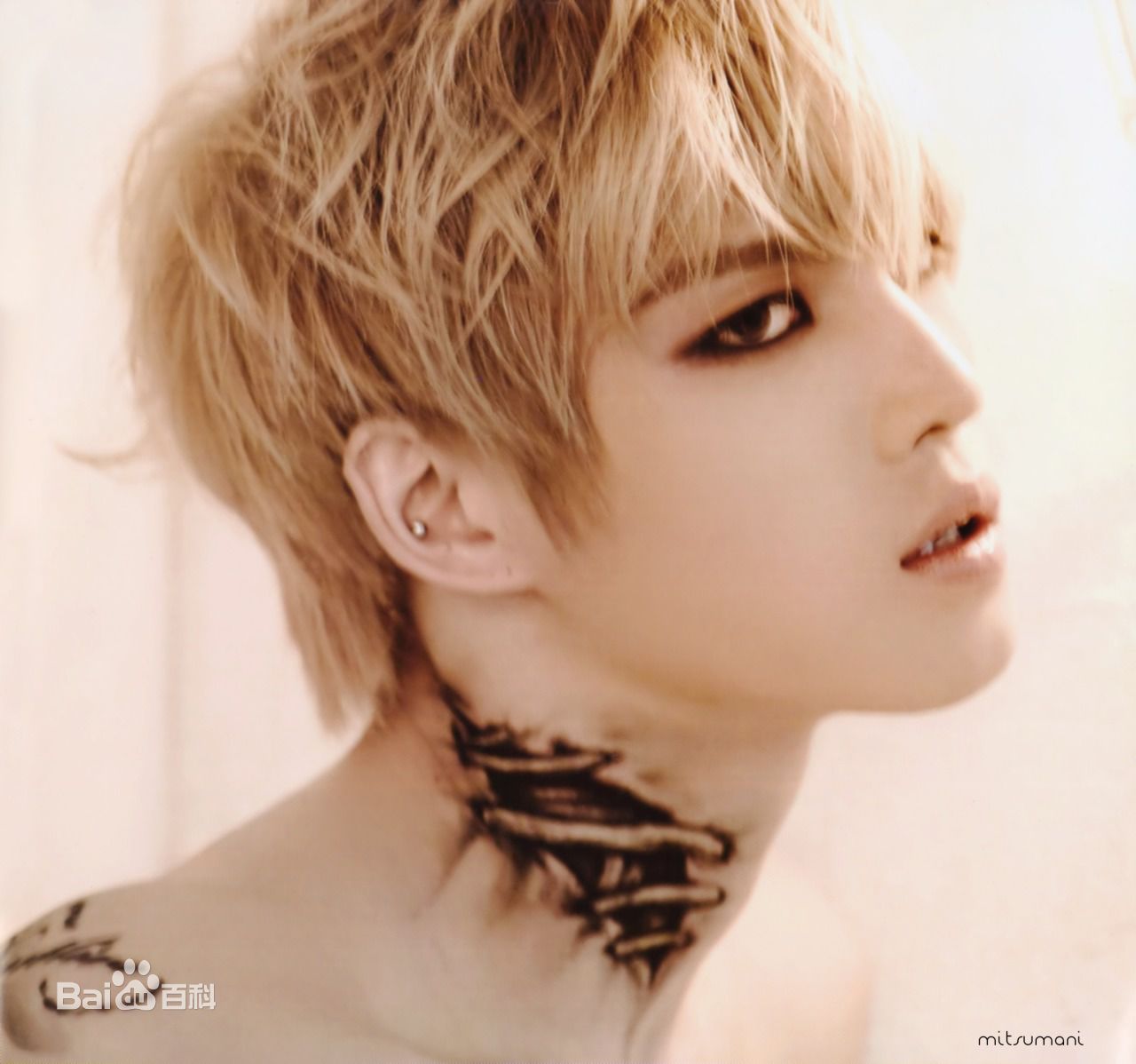 最优质金在中(キム ジェジュン、Kim Jae Joong、Kim Jae Jung、JeJung、J-JUN)在《WWW》中的相册