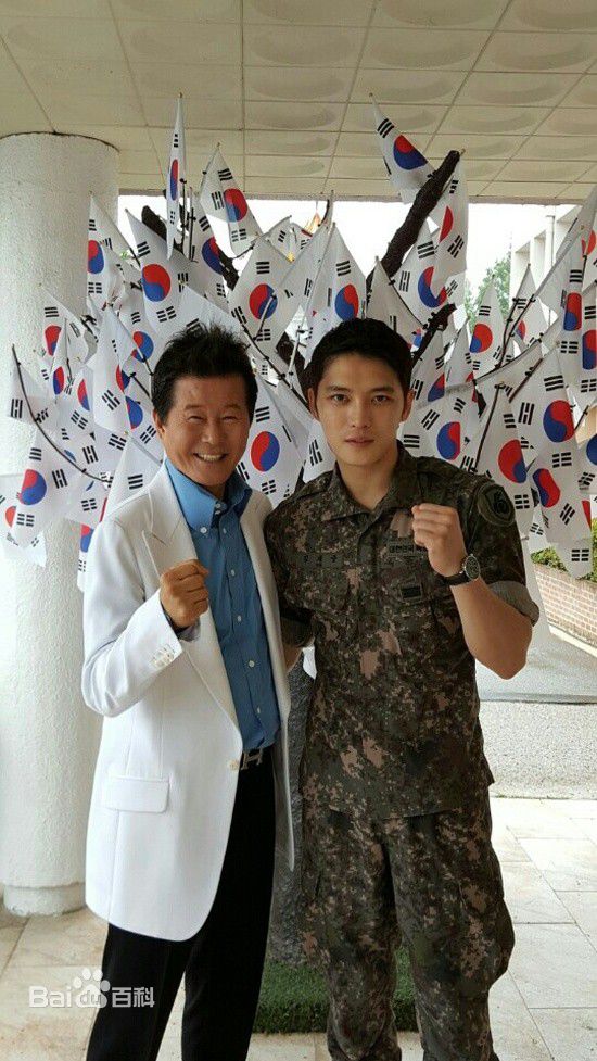 金在中(キム ジェジュン、Kim Jae Joong、Kim Jae Jung、JeJung、J-JUN)兵役壁纸壁纸