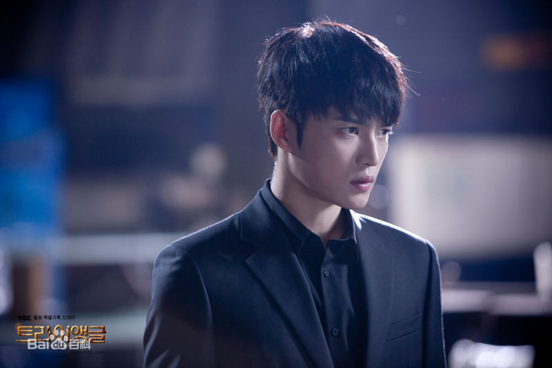 高清金在中(キム ジェジュン、Kim Jae Joong、Kim Jae Jung、JeJung、J-JUN)在《Triangle》饰许英达中的图集