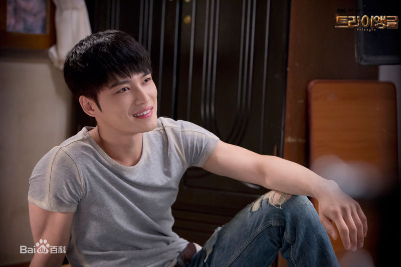 高清金在中(キム ジェジュン、Kim Jae Joong、Kim Jae Jung、JeJung、J-JUN)在《Triangle》饰许英达中的图集