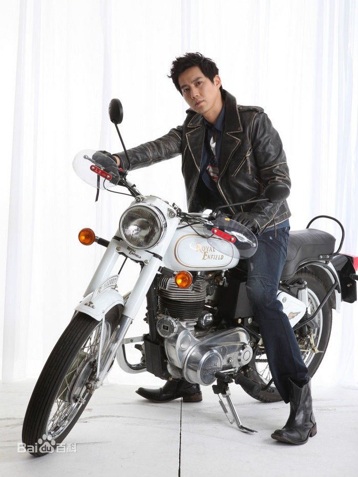 柳镇()广告代言图性感图片图集