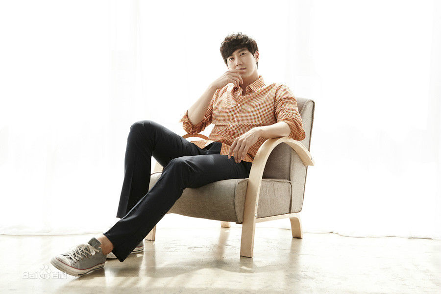 最新柳镇()性感图片