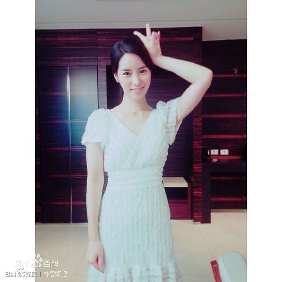 林智妍()Life性感图片图集