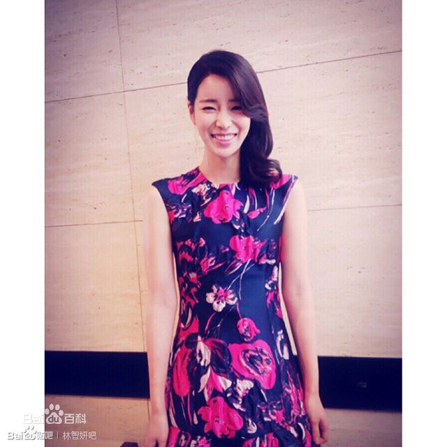 林智妍()Life性感图片图集