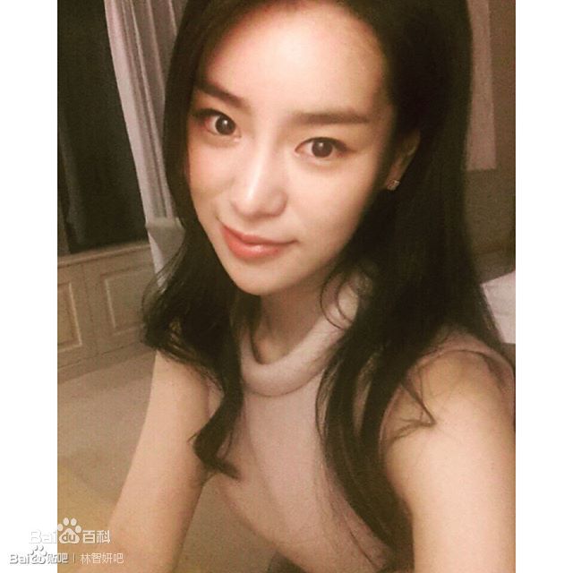 林智妍()Life性感图片图集