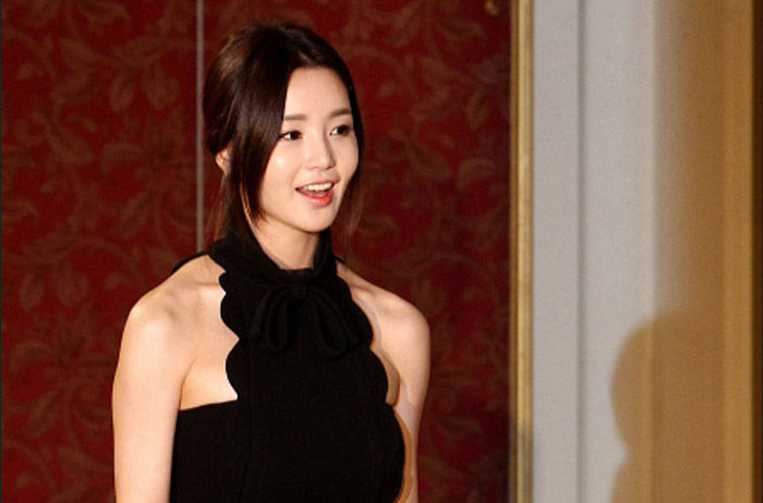 最新赵茹珍(（Jo Yeo-jeong）)性感图片