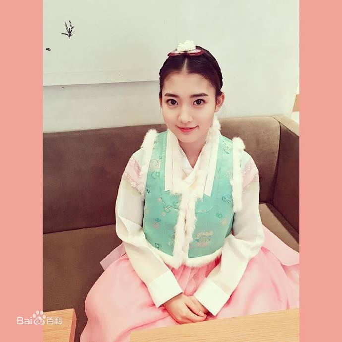 郑多彬(Jung DaBin)的日常壁纸壁纸