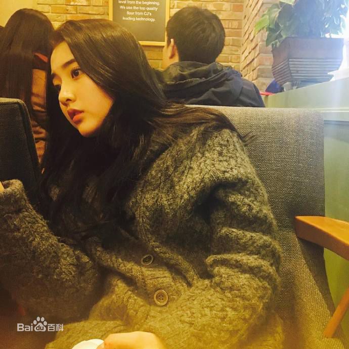 郑多彬(Jung DaBin)的日常壁纸壁纸