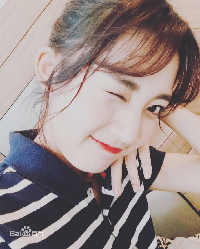 郑多彬(Jung DaBin)的日常壁纸壁纸