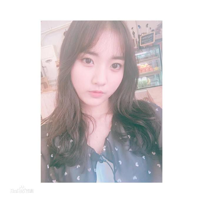 郑多彬(Jung DaBin)的日常壁纸壁纸