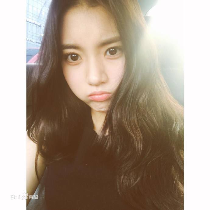 郑多彬(Jung DaBin)的日常壁纸壁纸