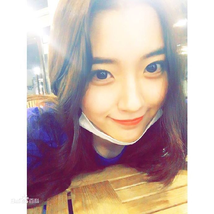 郑多彬(Jung DaBin)的日常壁纸壁纸