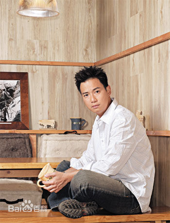 蔡子建(Elleere， Choy Tsz Kin)蔡子健生活照前后照片