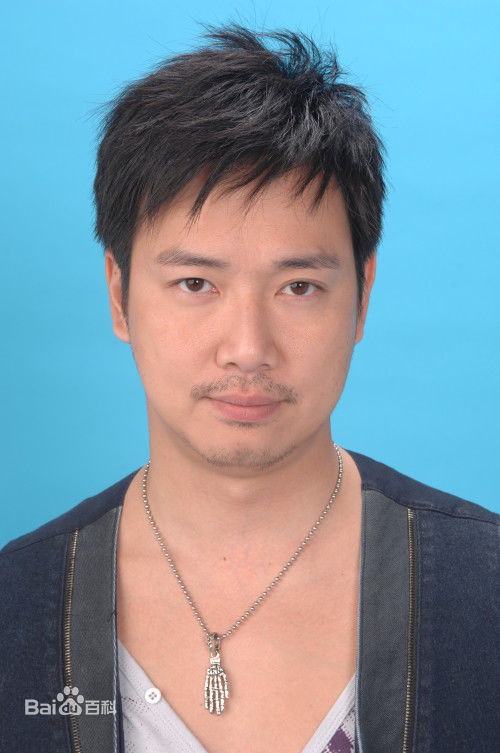 蔡子建(Elleere， Choy Tsz Kin)蔡子健生活照前后照片