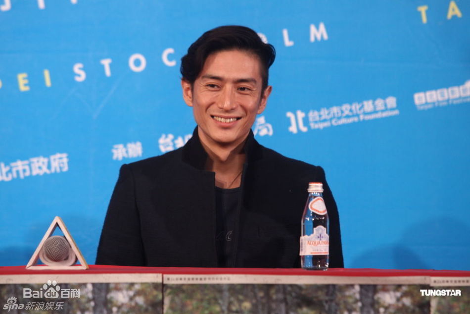 最新伊势谷友介(Yusuke Iseya)精彩图册