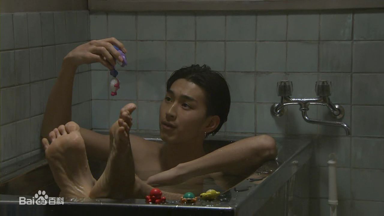 松田翔太(まつだ　しょうた)出演电视剧的形象生活照