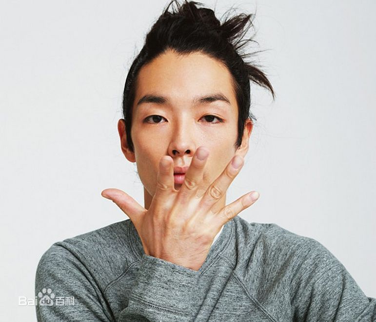 最新森山未来(Mirai Moriyama)性感图片