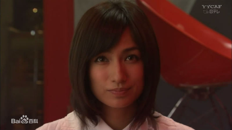 佐田真由美(まゆみん)在《秃子》中的剧照