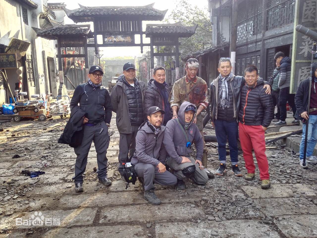 精选韩平在执导《捍卫者》中的图册