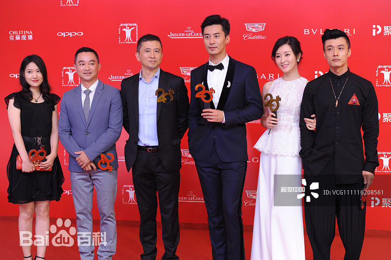 精选韩平在执导《捍卫者》中的图册