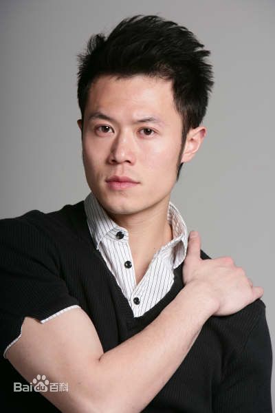 最新邓紫飞(Louis)性感图片