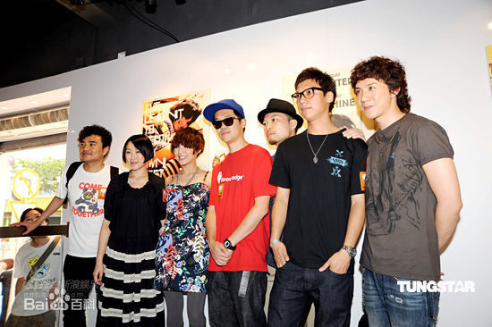 方皓玟(Charmaine Fong)出席活动壁纸壁纸