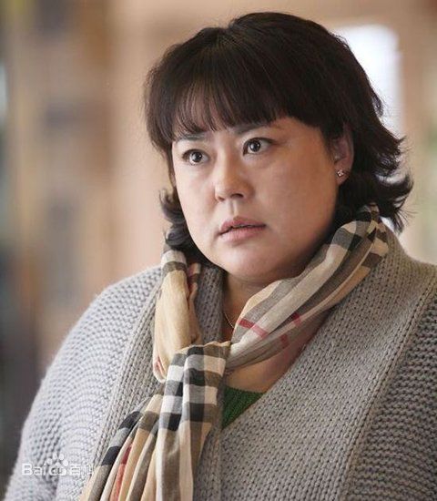 最新李菁菁性感图片