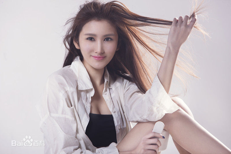 高珑珂(Gao Longke)中国汽车市场2012-2-11封面人物