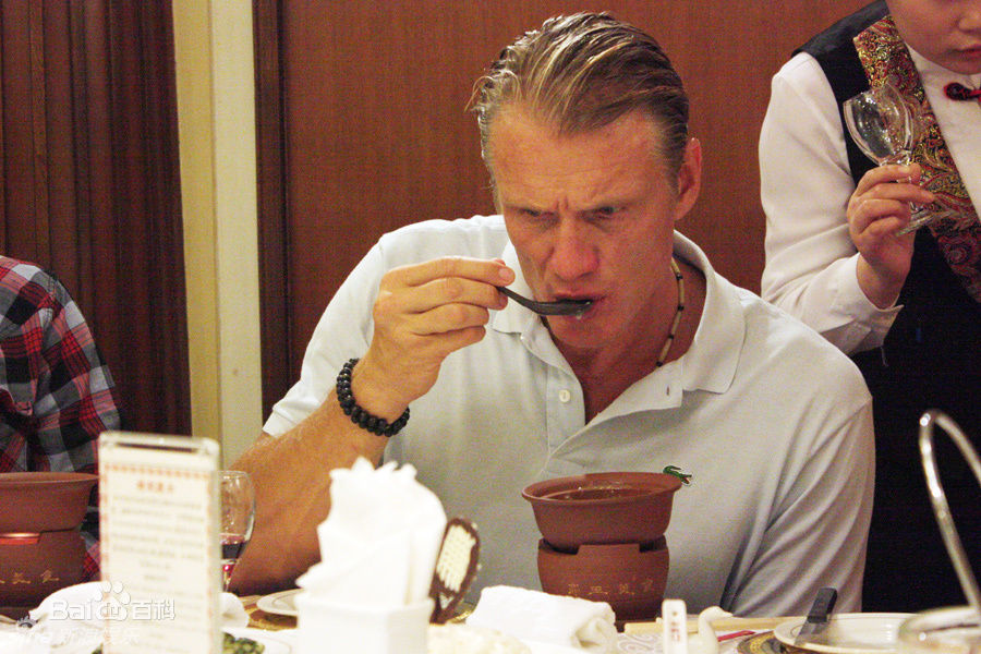 高清道夫·龙格尔(Dolph Lundgren)性感图片